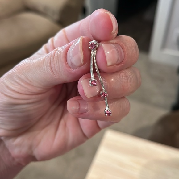 Earrings - Picture 2 of 3